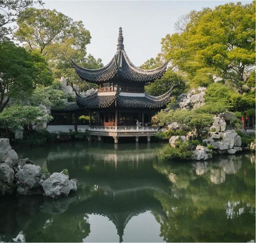 栖霞区残缺餐饮有限公司